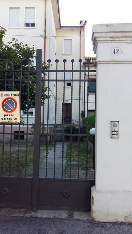 Residenza Carducci Padova Pádua Exterior foto
